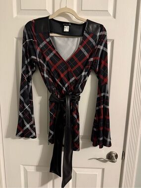 VENUS Black, Red & Gray Plaid Faux-Wrap Top with Belt